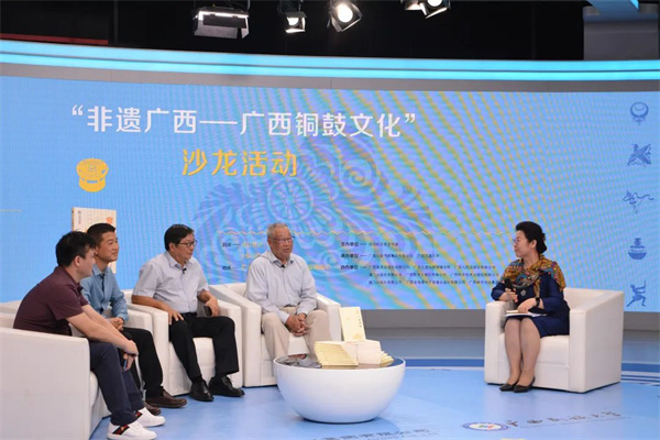 广西美术出版社丨世界铜鼓在中国，中国铜鼓在广西