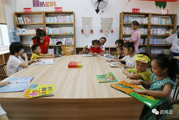 武鸣城厢镇同心护未来 “幼苗”共成长