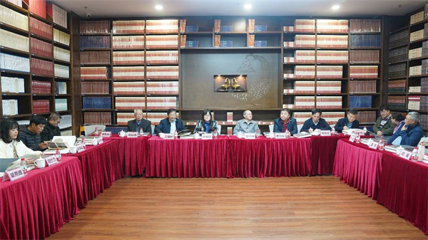 “中国—东南亚铜鼓”丛书印度尼西亚卷、泰国卷新书首发式暨东南亚铜鼓研究座谈会在南宁举行