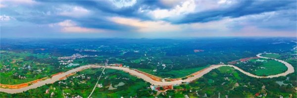 漓江出版社丨一条通江达海、贯通古今的心灵之河——《家住运河边》新书推介