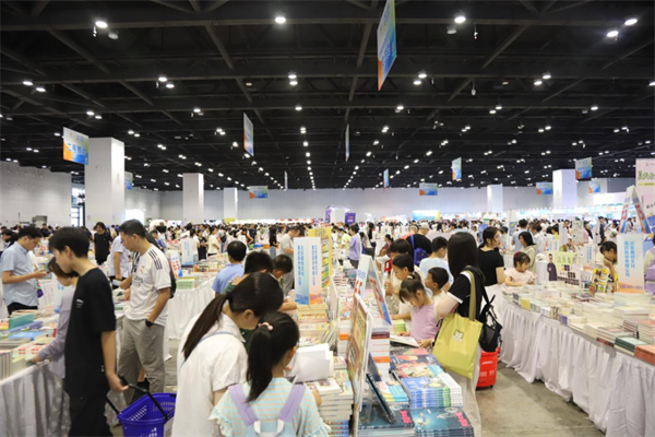 2025中国—东盟图书文化周：书香四溢，精彩落幕